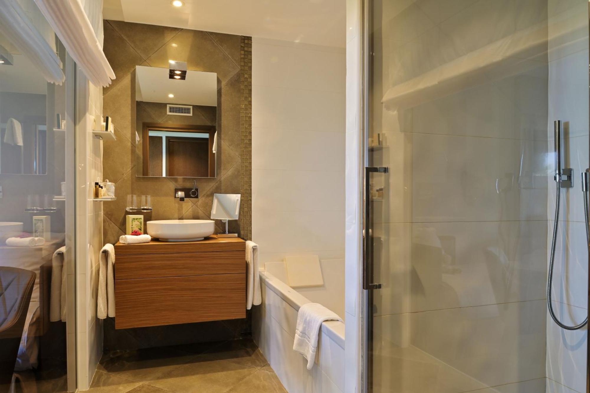 Hotel Le Week End Ajaccio  Esterno foto